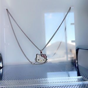 Hello kitty necklace